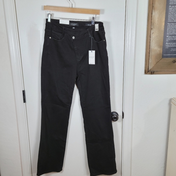 Judy Blue High Waisted Dad Crossover Jeans Size 11/30